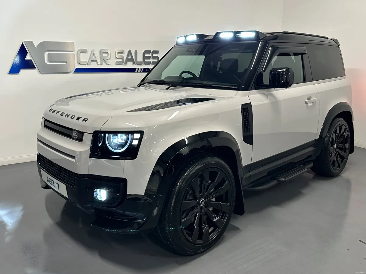 2026 Land Rover Defender 90 D350 X-Dynamic HSE - Image 3