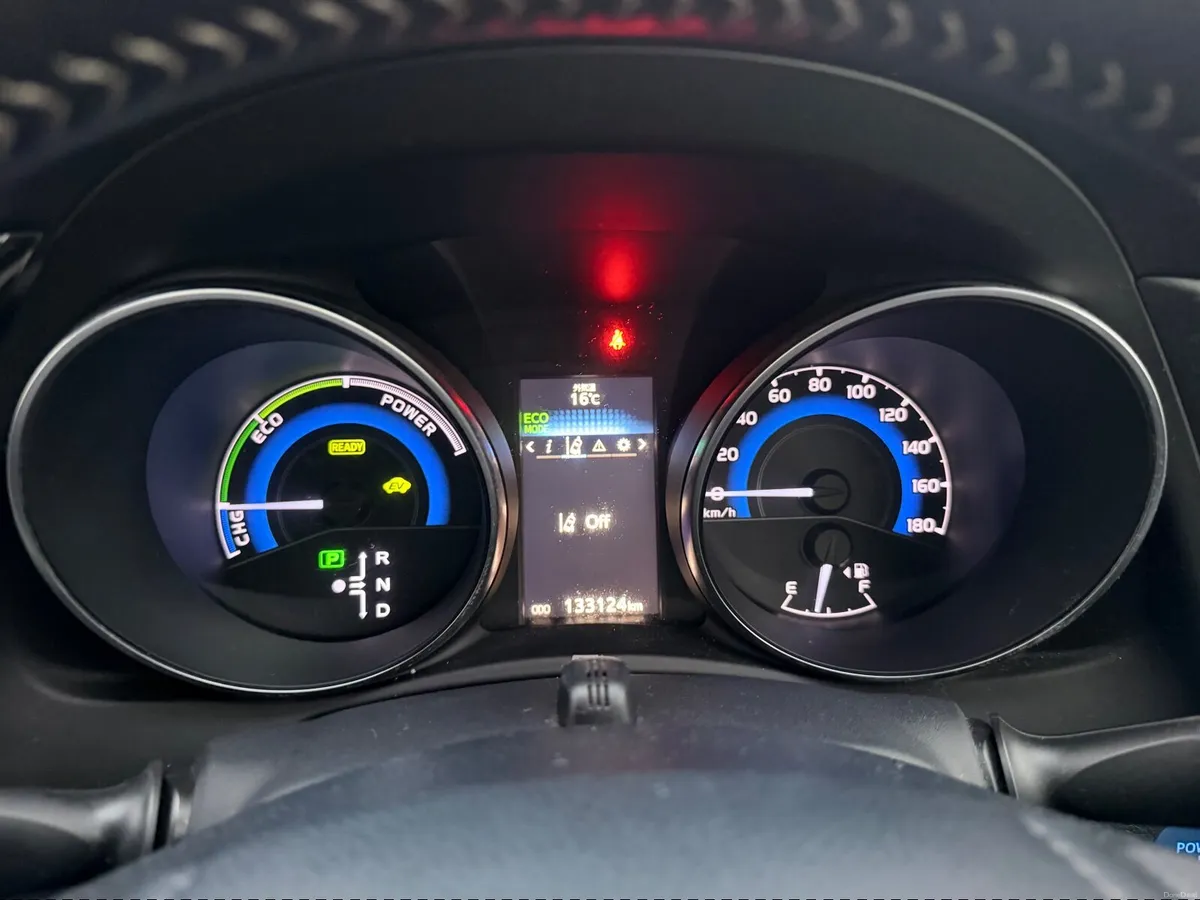 Toyota Auris 2016 - Image 3