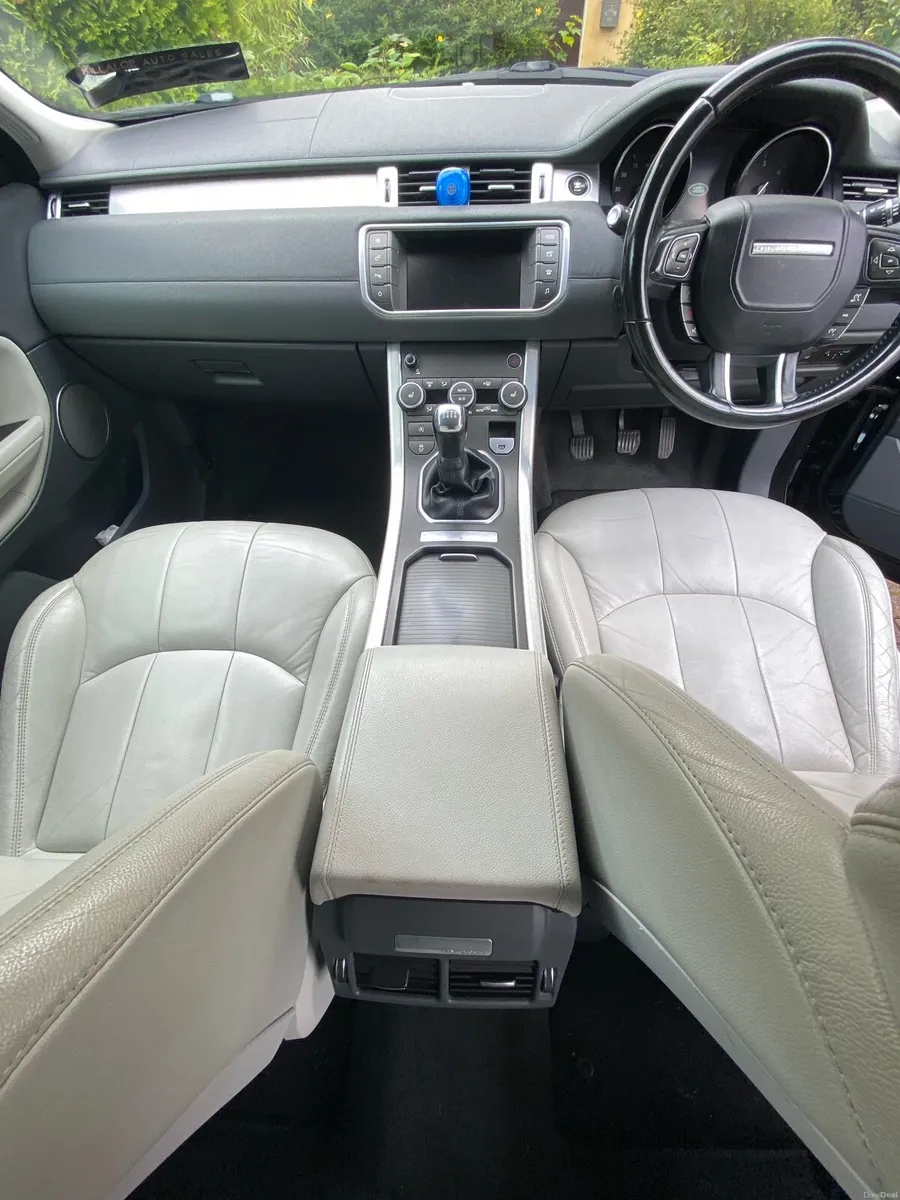 Range Rover Evoque - Image 6