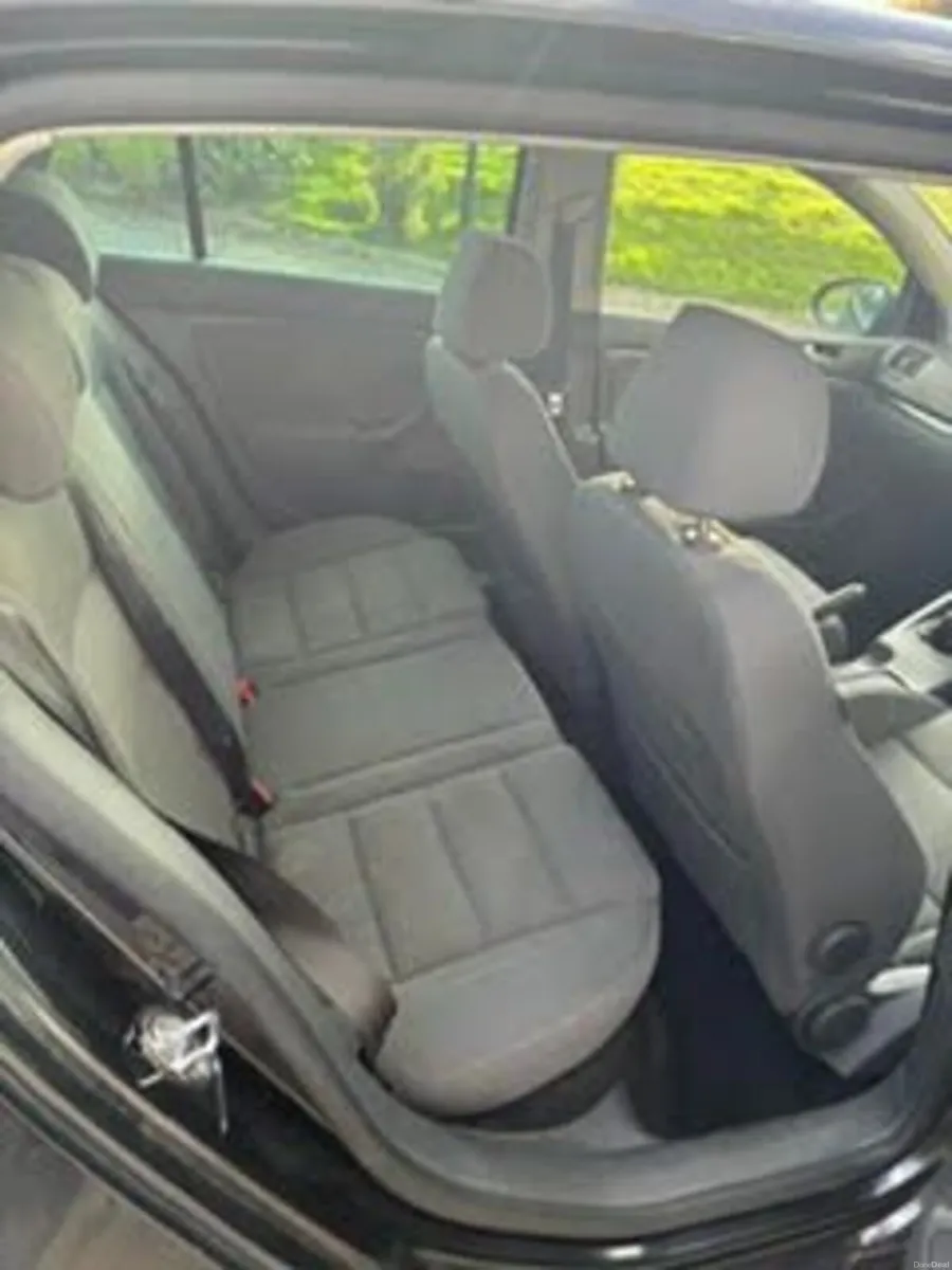 Volkswagen Golf 2008 - Image 4