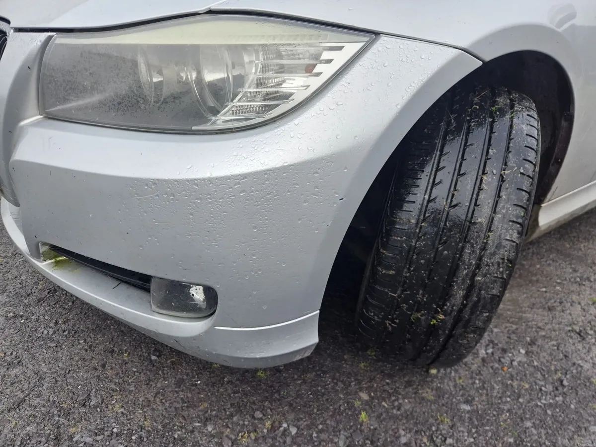 BMW 3-Series 2008 - Image 2