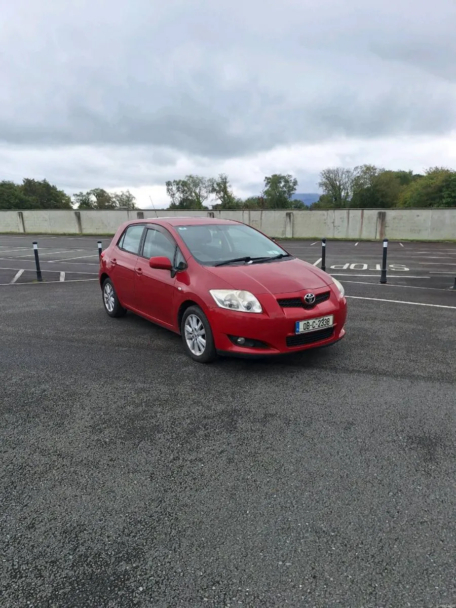 Toyota Auris - Image 1