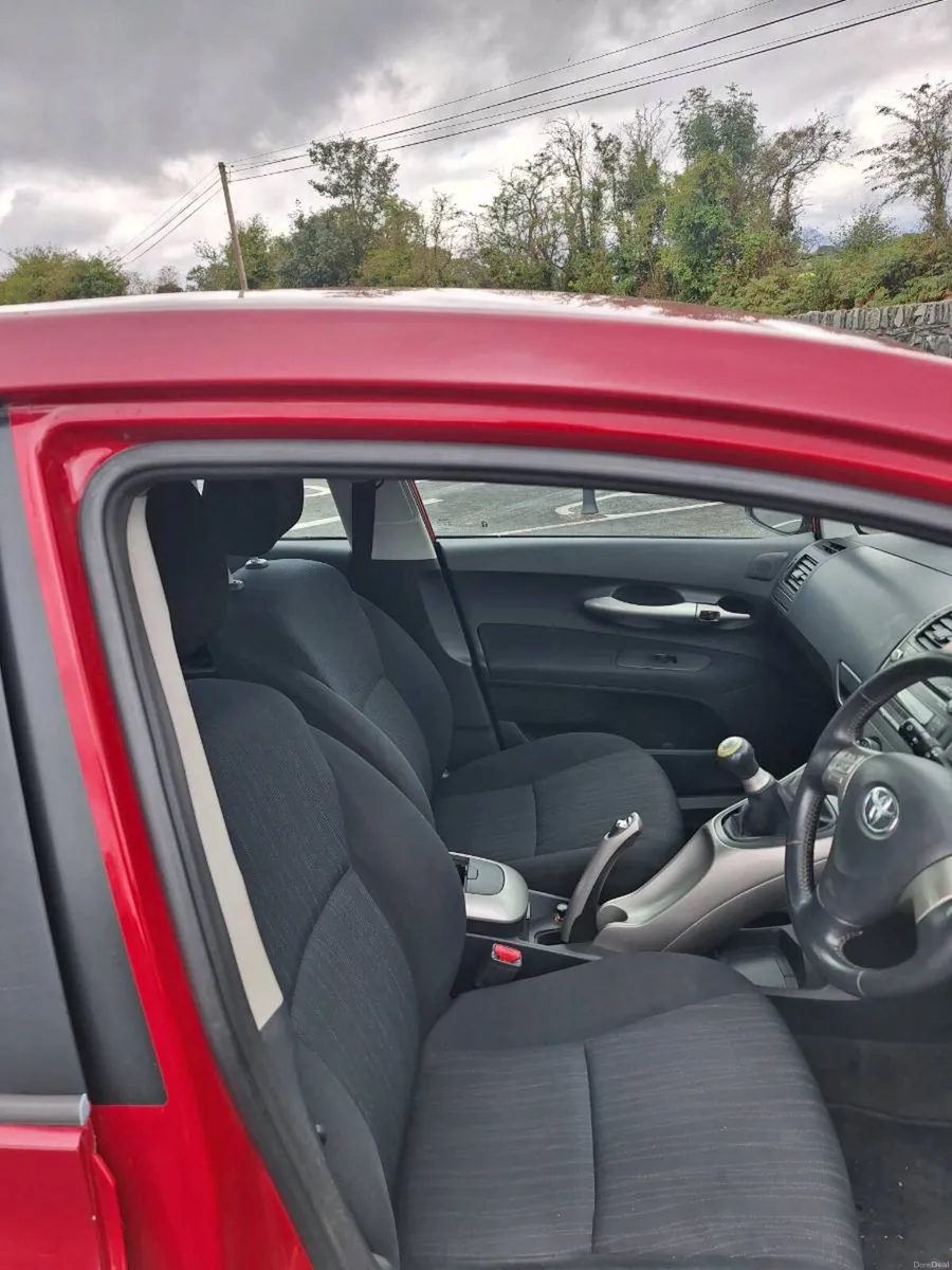 Toyota Auris - Image 5