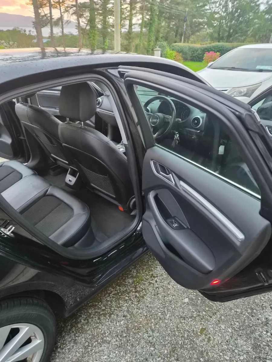 Audi A3 2017 - Image 5