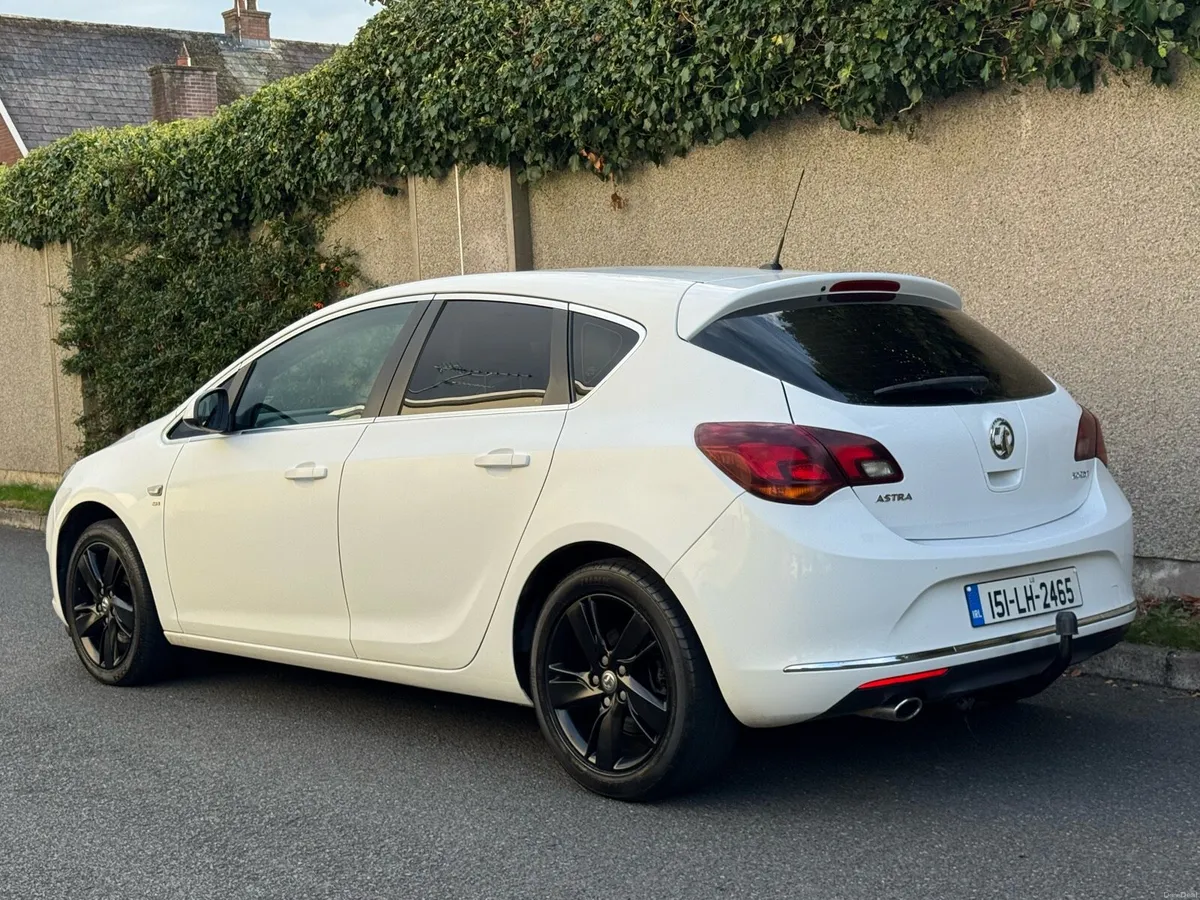 2015 Vauxhall Astra 2.0 Diesel NCT 07-2027 - Image 3