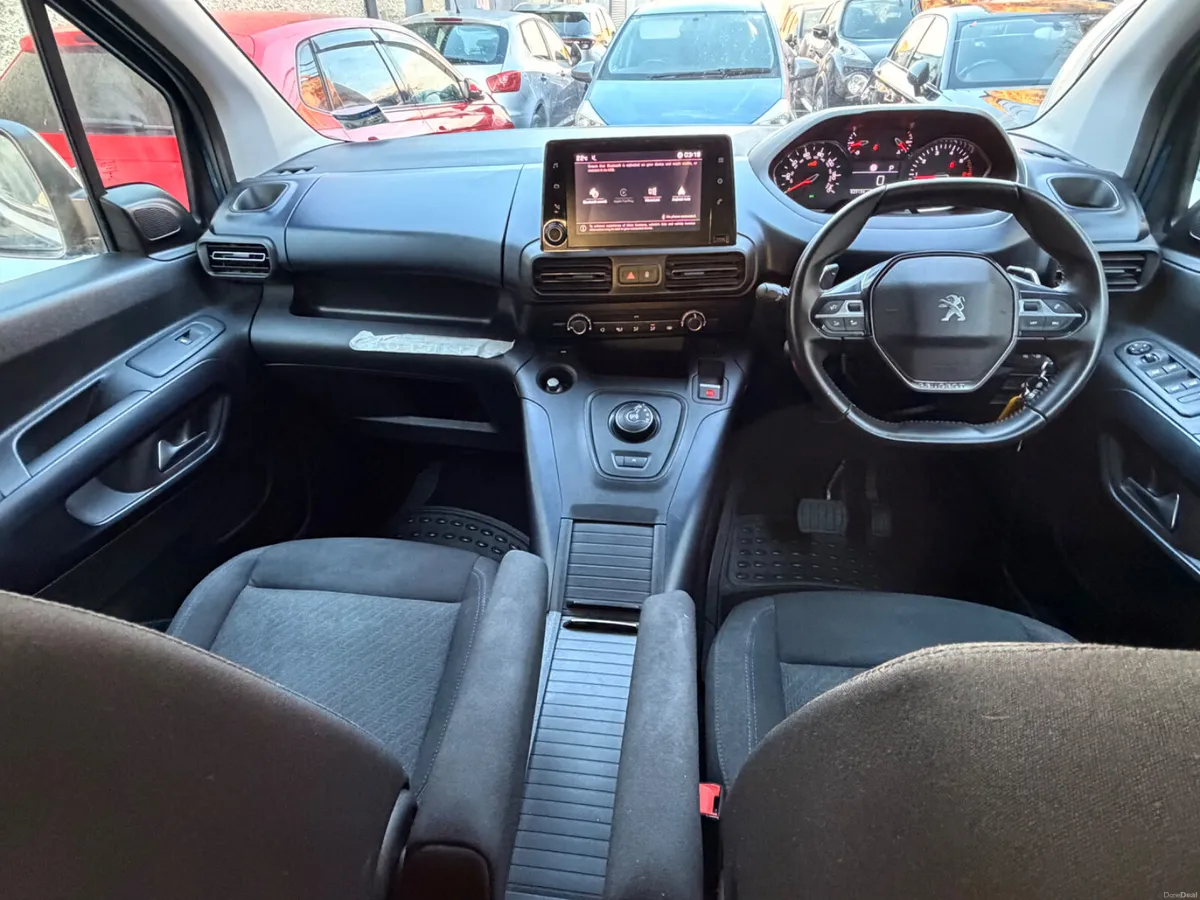 Peugeot Rifter  2022 wheelchair accessible - Image 6