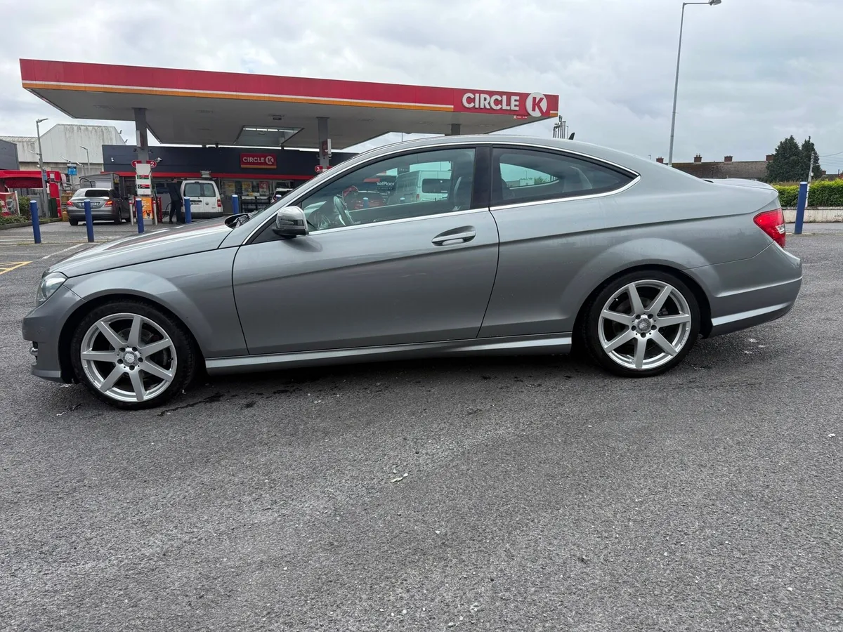 Mercedes C180 AMG - Image 3