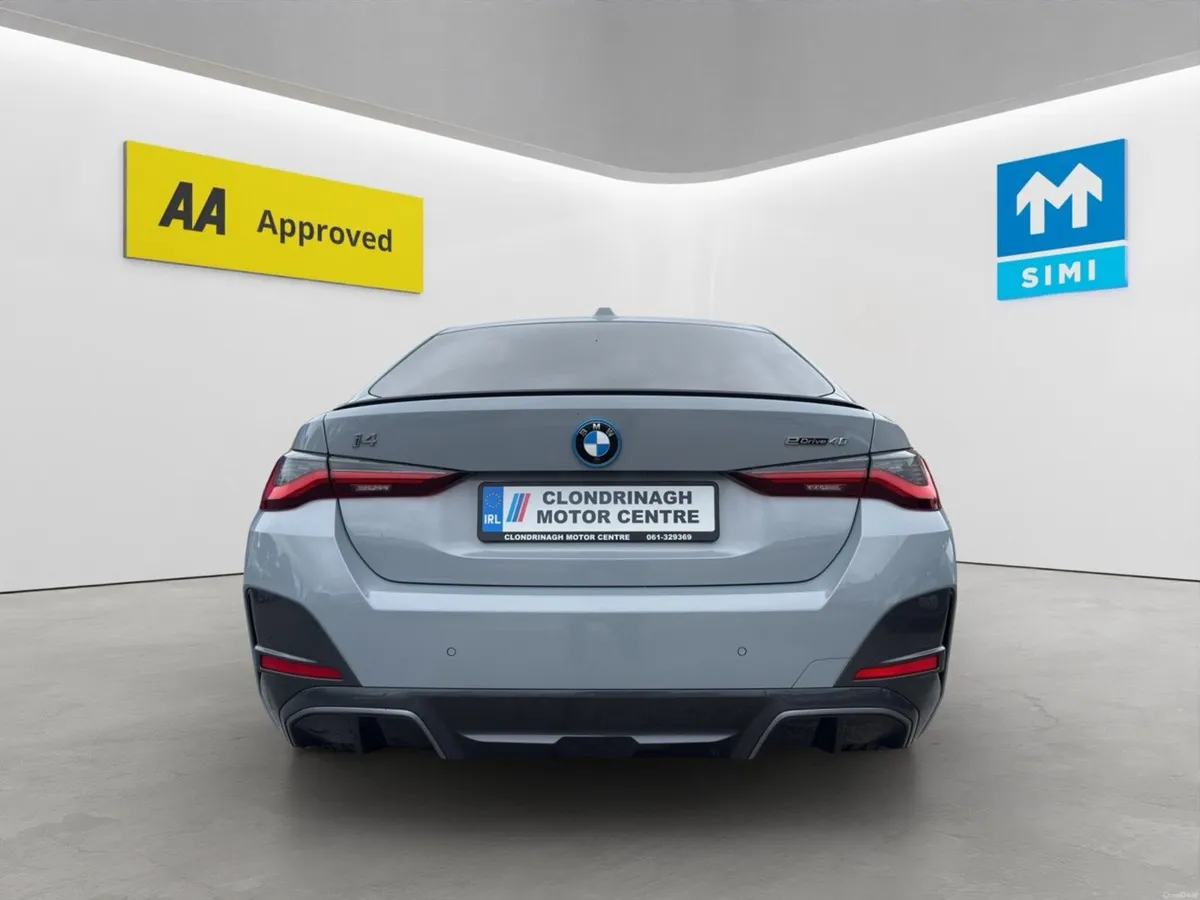 222 BMW i4 eDrive40 M Sport Pro – Harman Kardon - Image 4