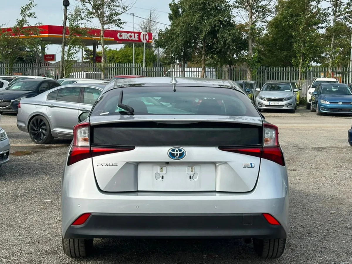 Toyota Prius S 1.8 Hybrid Automatic, Reversing cam - Image 5