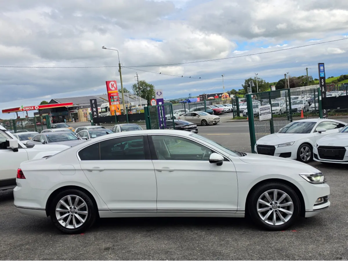 Volkswagen Passat 2.0 TDI AUTOMATIC - FULL LEATHER - Image 4