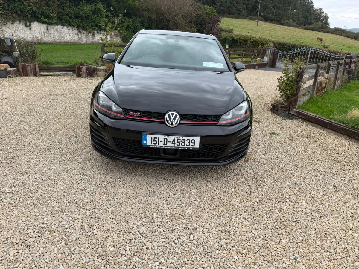 Volkswagen Golf GTI Manual 2.0 2015 - Image 5