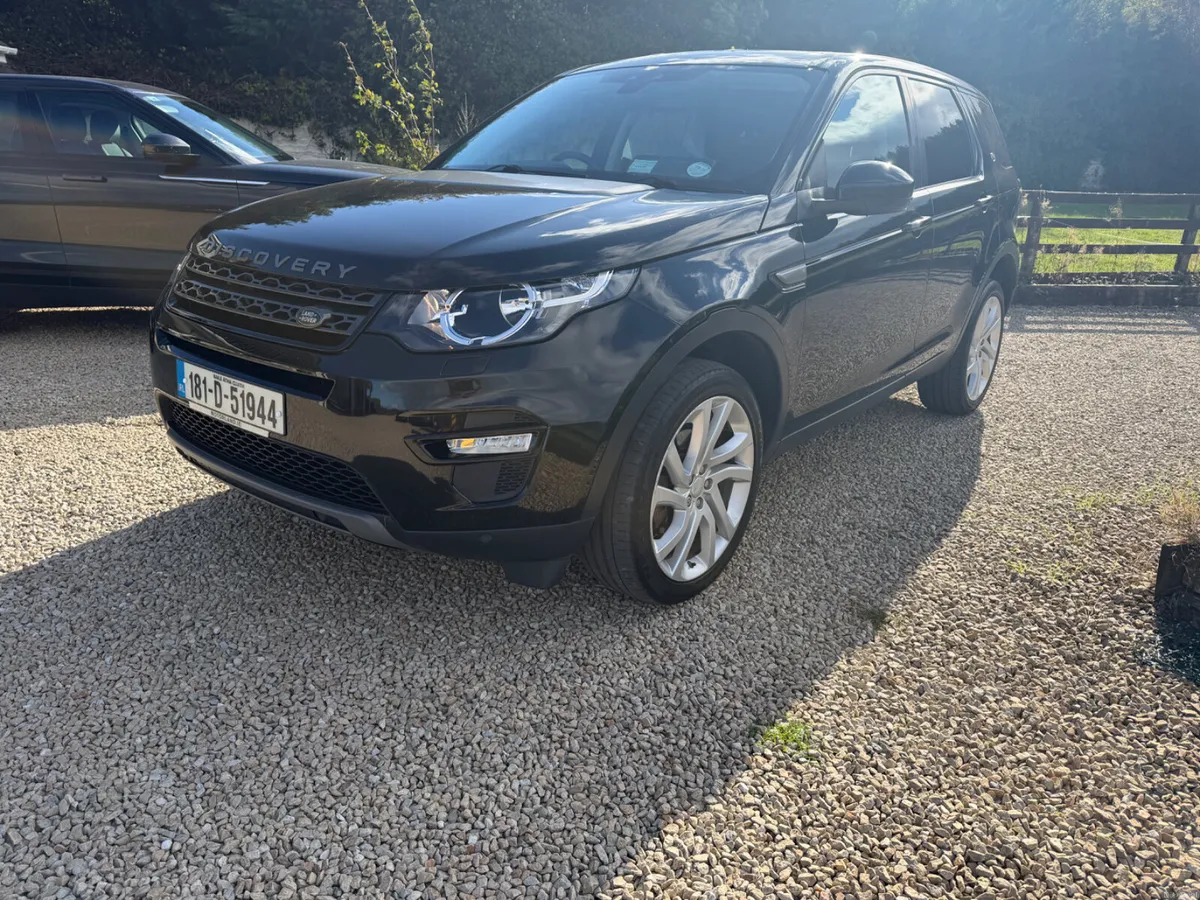Land Rover Discovery Sport 2018 7 Seats - Image 4