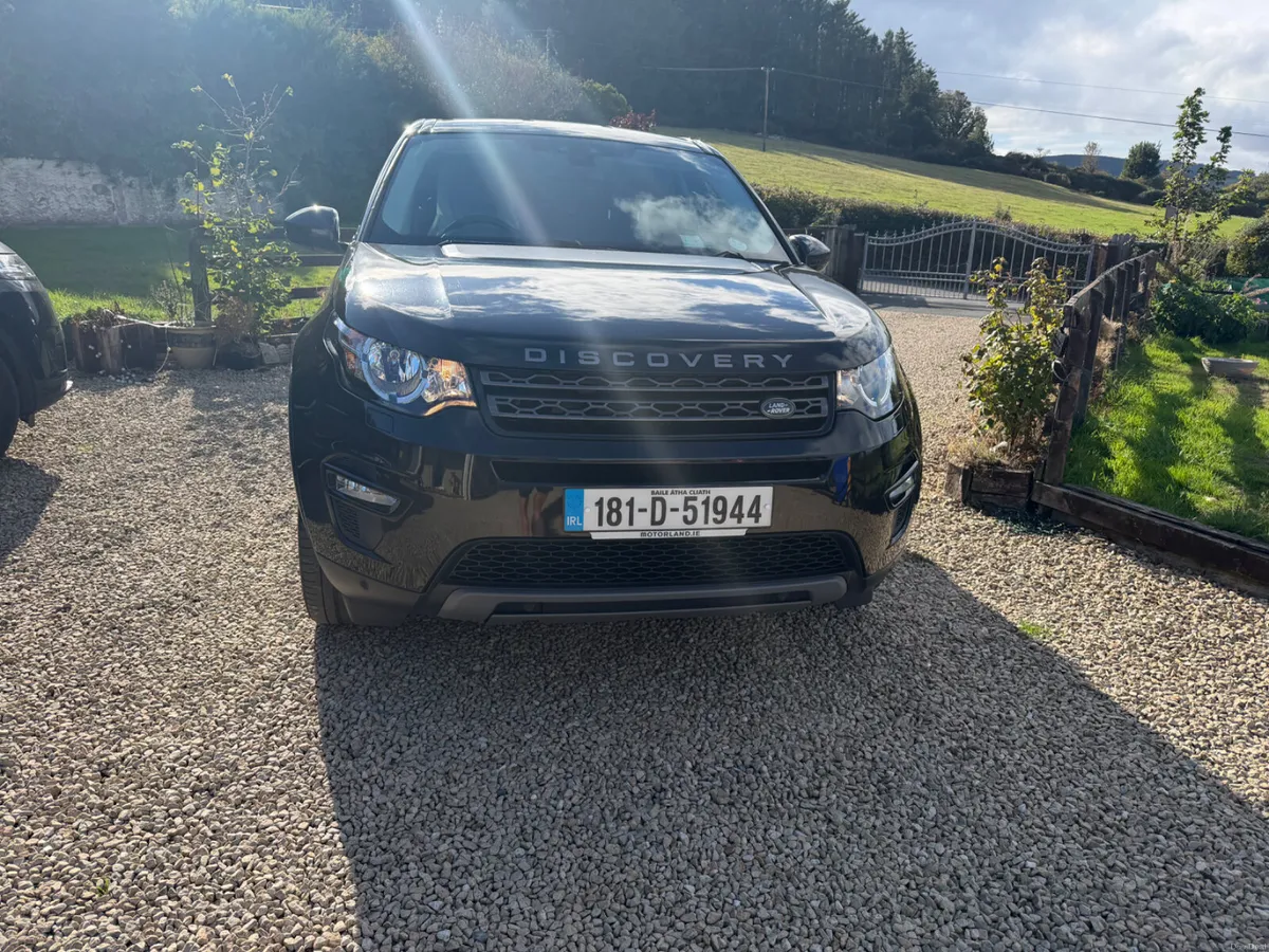 Land Rover Discovery Sport 2018 7 Seats - Image 3