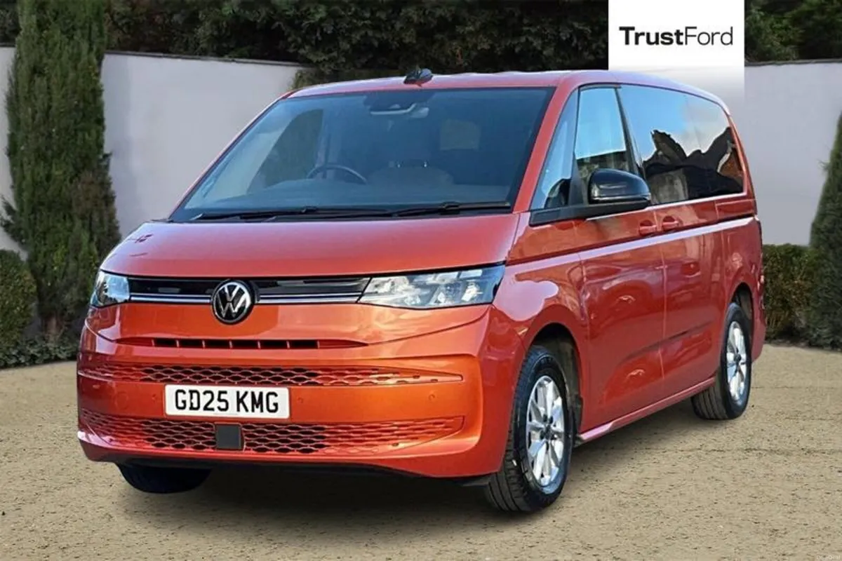 Volkswagen Multivan 2.0 TDI Life 5dr LWB DSG - Image 5