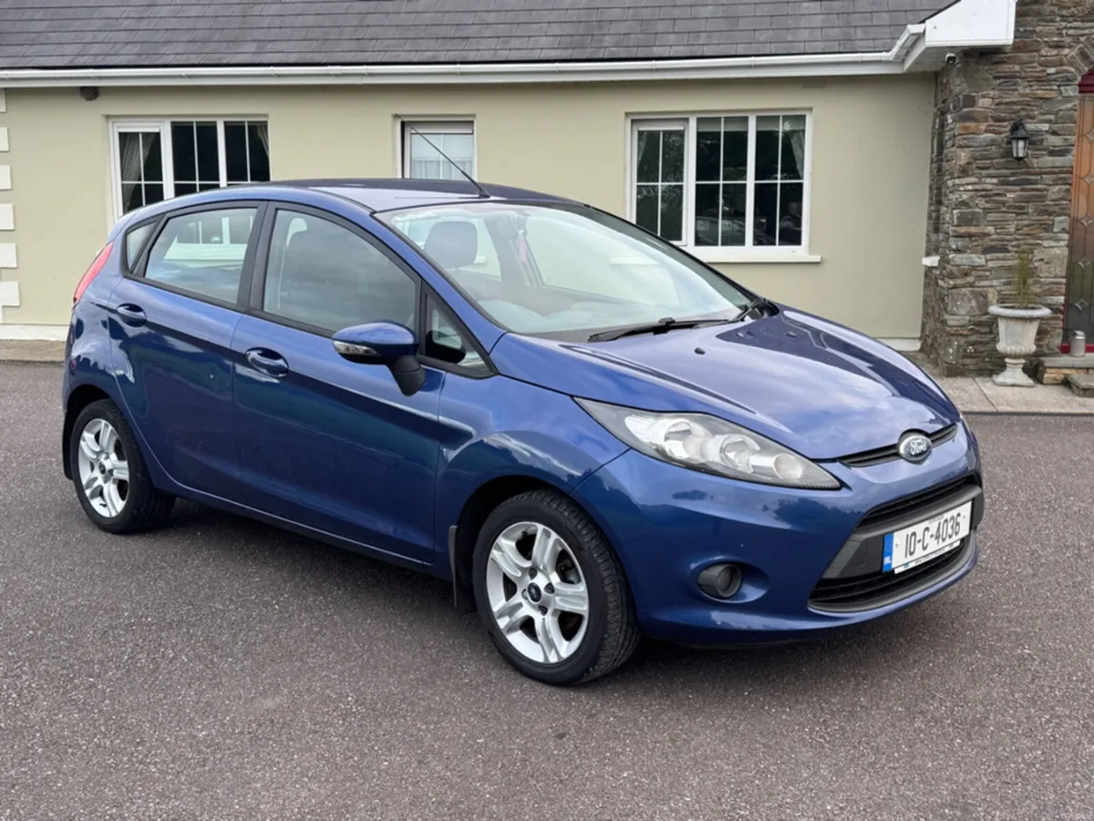 Ford Fiesta STYLE 1.25 82PS 5DR - Image 4