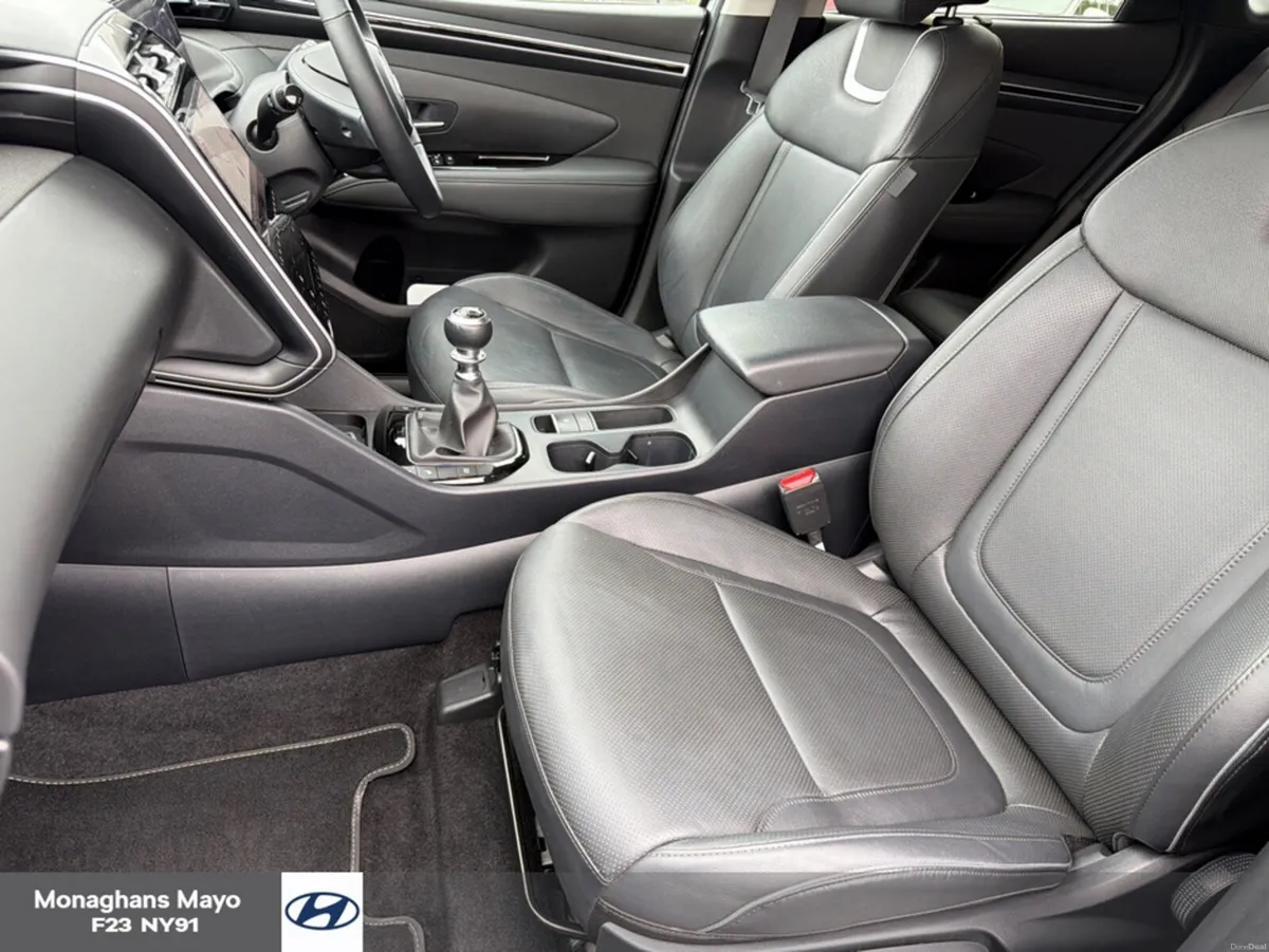 Hyundai Tucson EXECUTIVE PLUS TWO TONE 1.6 DIESEL - Image 4