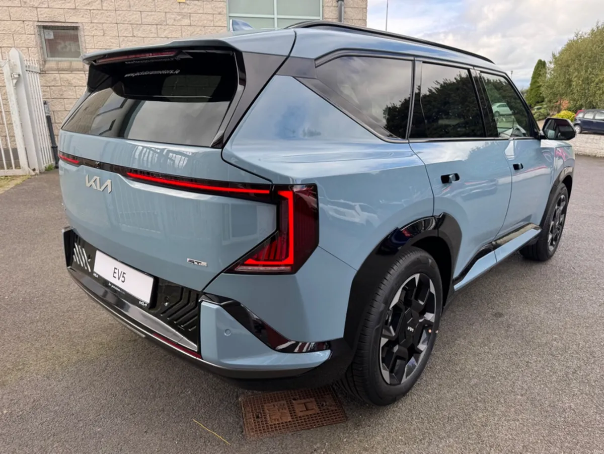 Kia EV5 GT LINE - Image 2