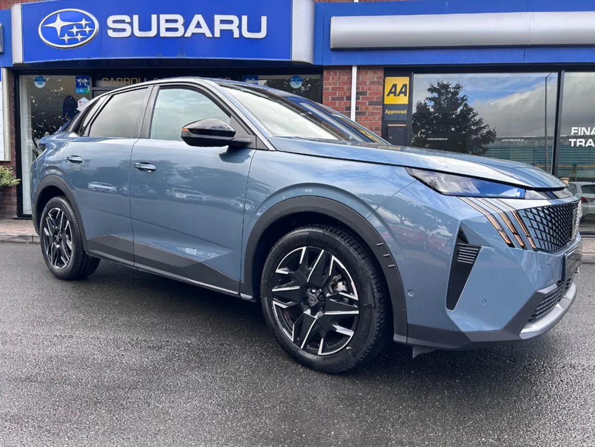 Peugeot 3008 Stunning Hybrid SUV Allure Spec. Auto - Image 2