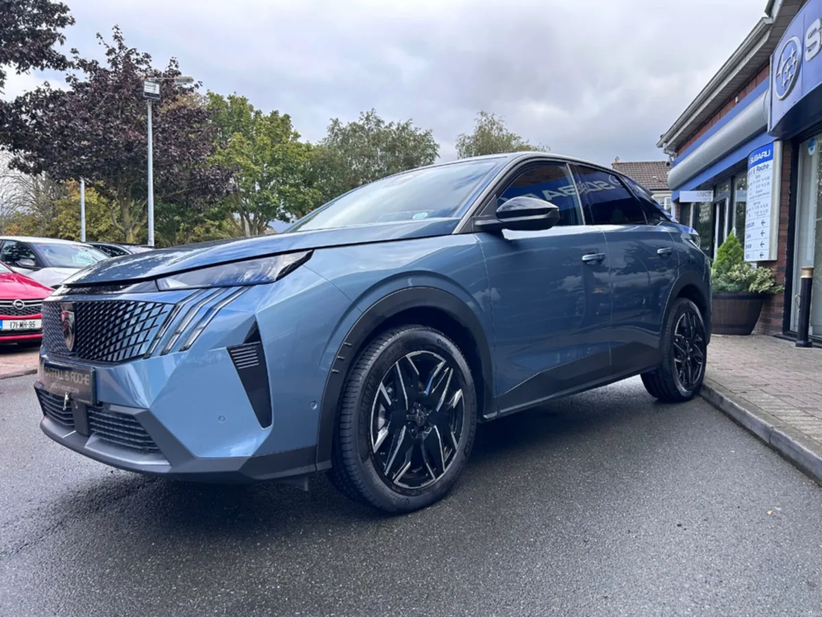 Peugeot 3008 Stunning Hybrid SUV Allure Spec. Auto - Image 6