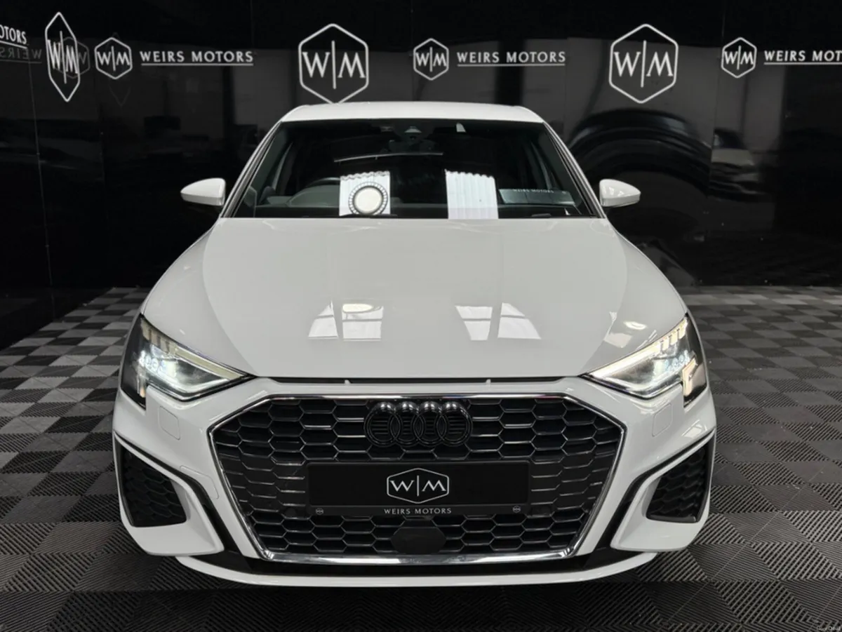Audi A3 30TFSI//S-LINE//AUTOMATIC//SPORTBACK//ONLY - Image 4