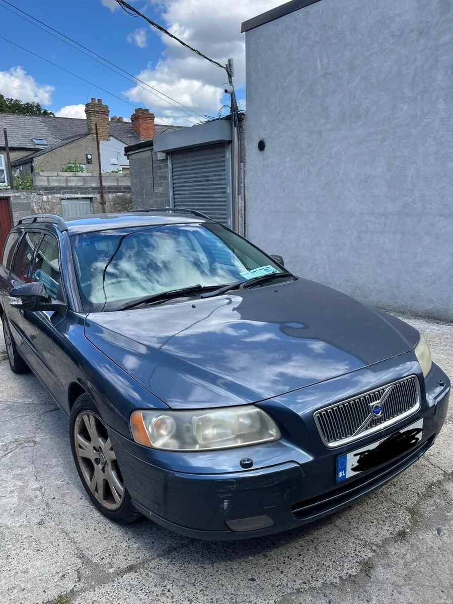 2007 Volvo V70 2.0 petrol automatic - Image 1