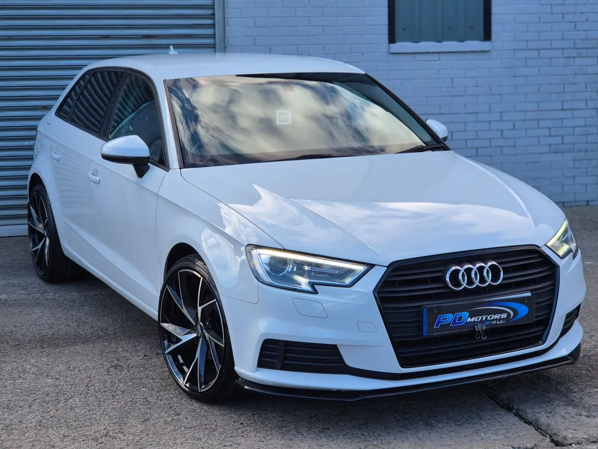 2016 FACELIFT MODEL AUDI A3 1.6 TDI SE TECHNIK - Image 6