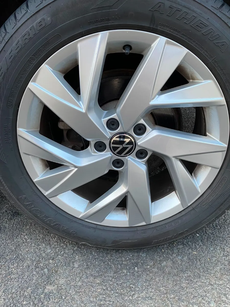 Volkswagen Tiguan 2021 - Image 6