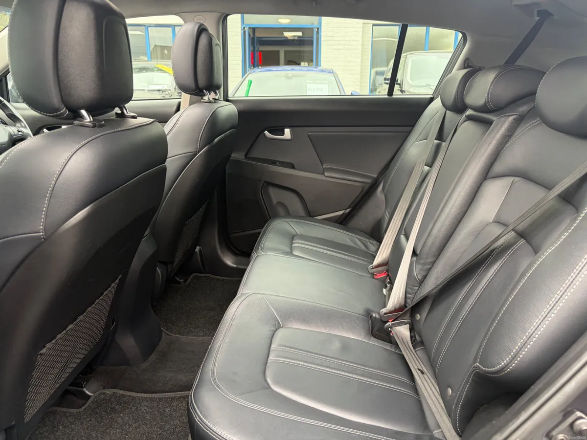 2015 Kia Sportage 1.7 CRDi Platinum | LOW KM | - Image 6