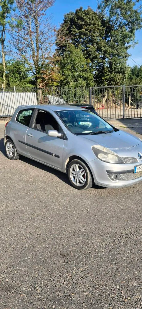 Renault clio cheap - Image 1