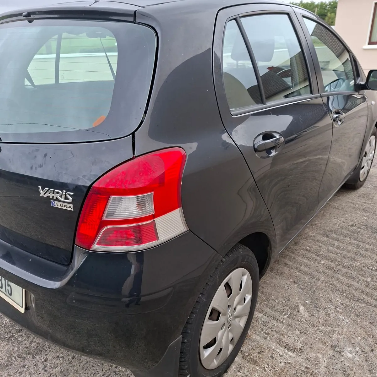 Toyota Yaris 2010 - Image 3