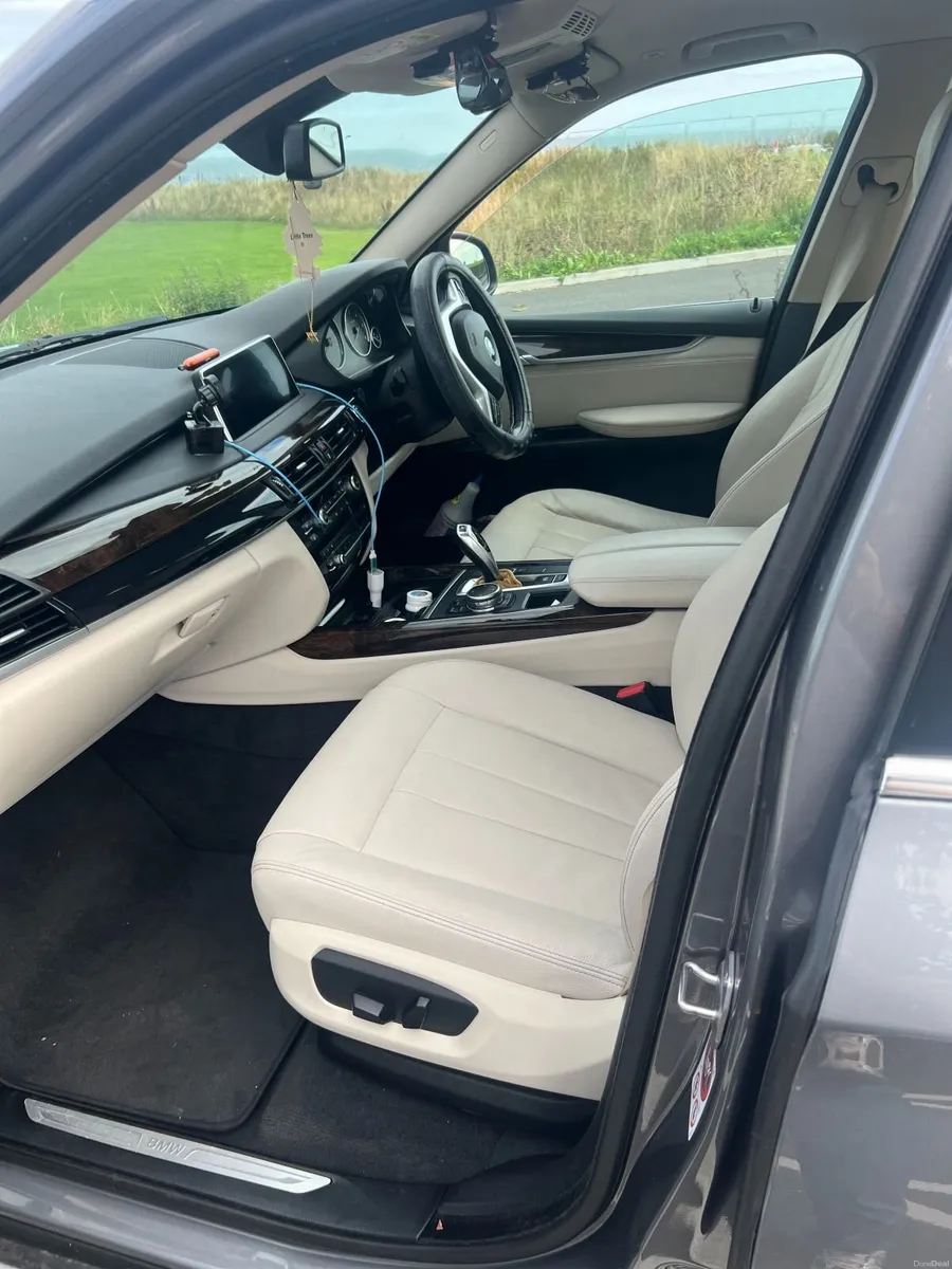 BMW X5 2015 - Image 5