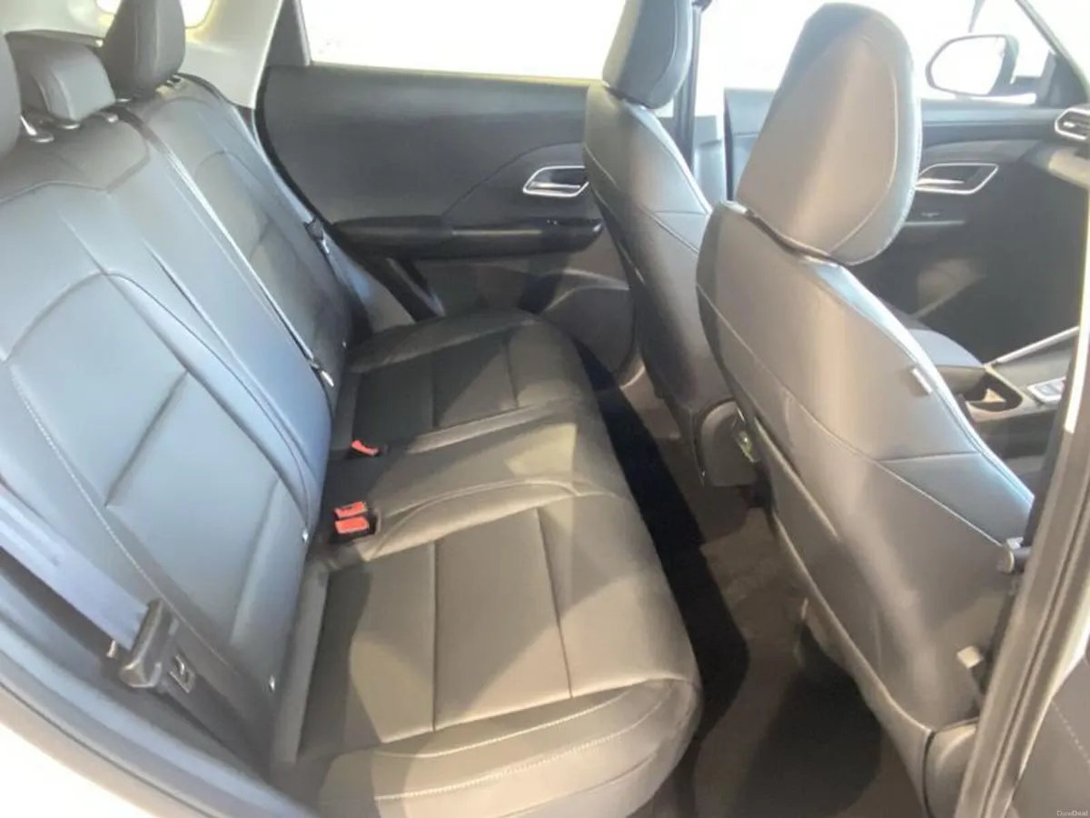 MG ZS 5DR HAT 1.5 HEV TROPHY - Image 5