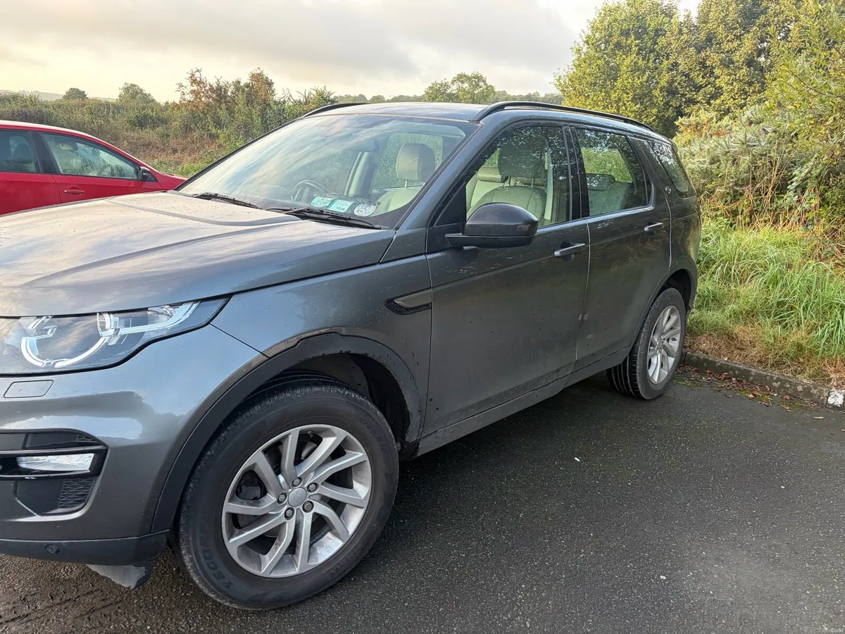 Land Rover discovery sport - Image 4