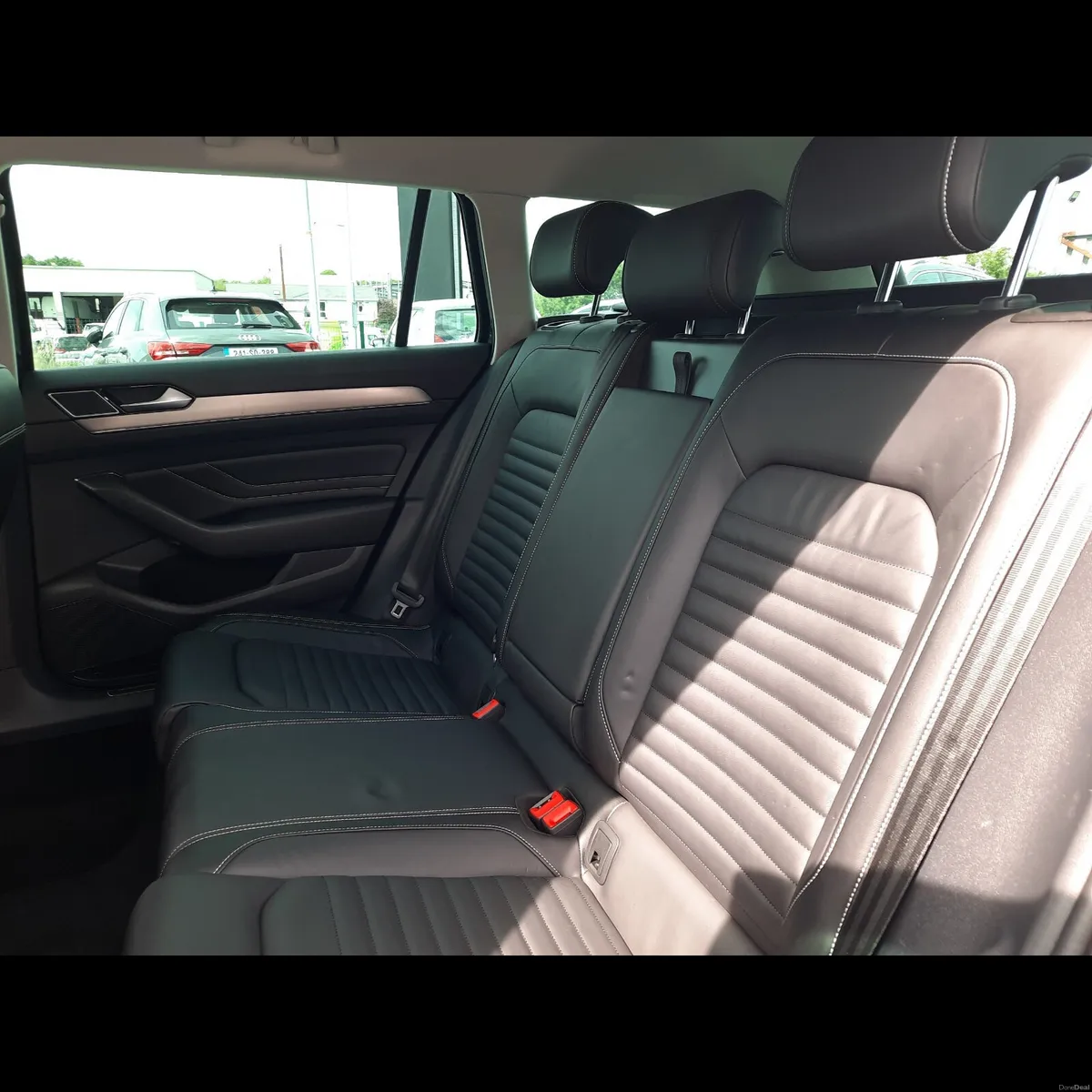 2022 Volkswagen Passat 2.0 TDI - Image 6