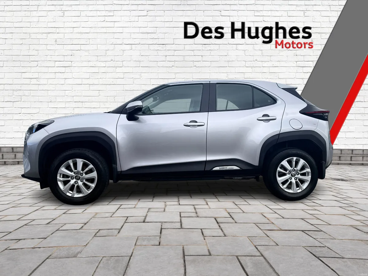 Toyota Yaris Cross Luna Hybrid - Image 4