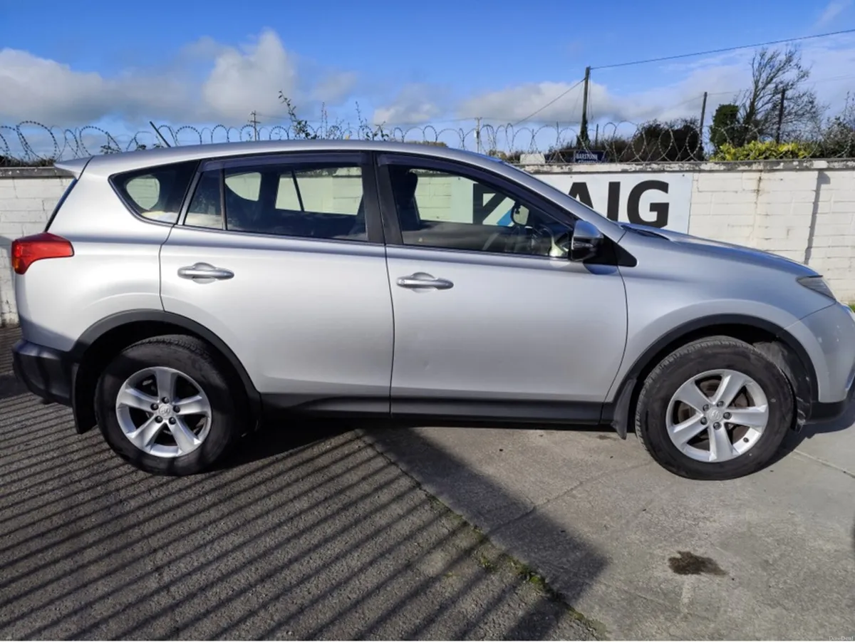 Toyota RAV4 2014 - Image 5