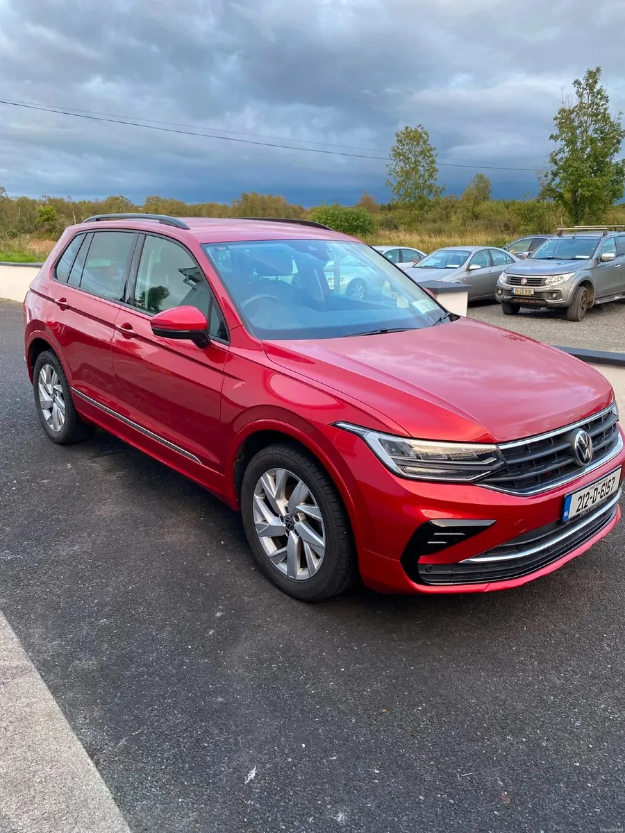 Volkswagen Tiguan 2021 - Image 2