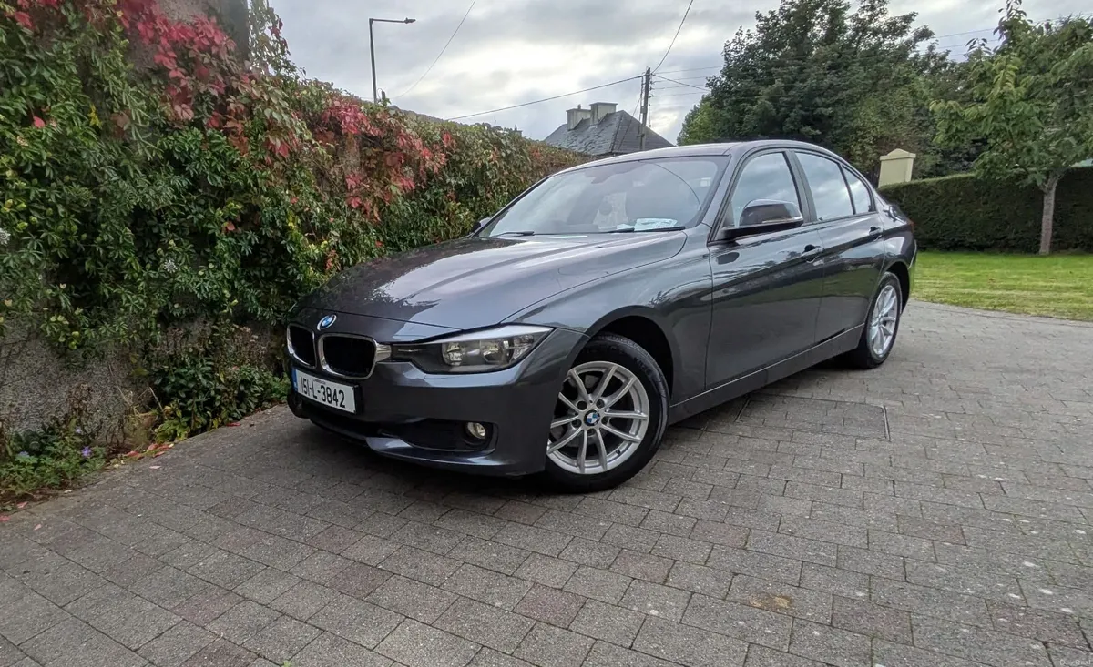 BMW 3-Series 2015 Efficient Dynamics - Image 4