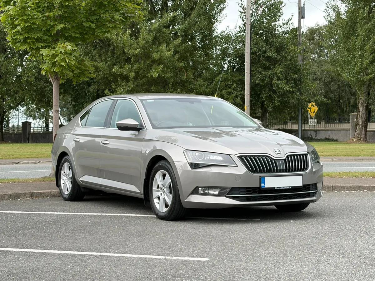 2019 Skoda Superb Ambition 2.0 TDI - Image 2