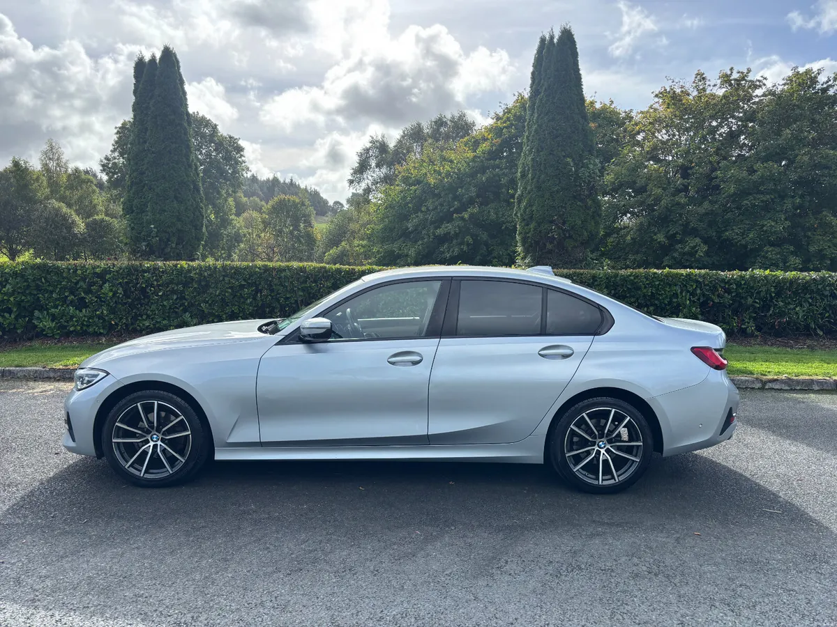 BMW 320i SPORT AUTO 2019 - Image 3