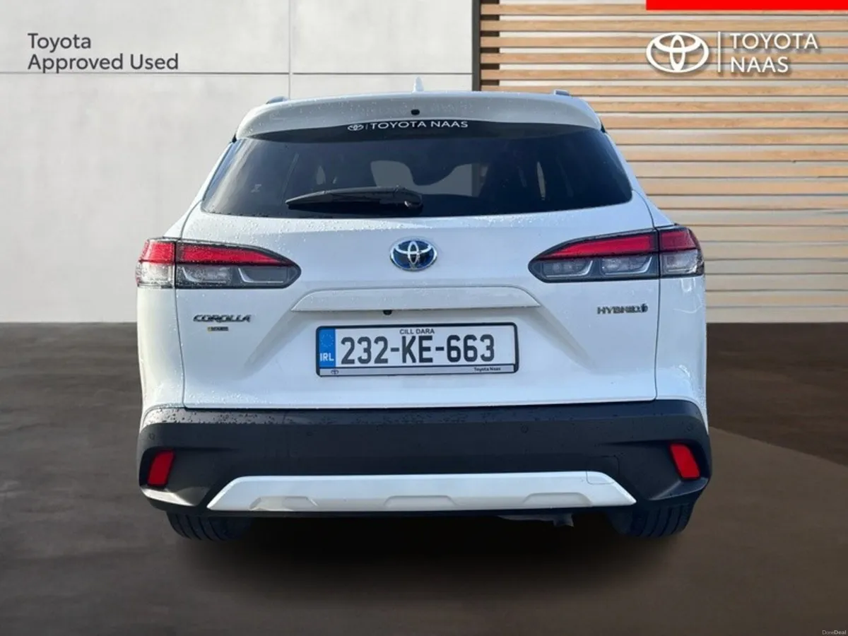 Toyota Corolla Cross CROSS SOL 1.8 4DR AUTO *ORIGI - Image 4
