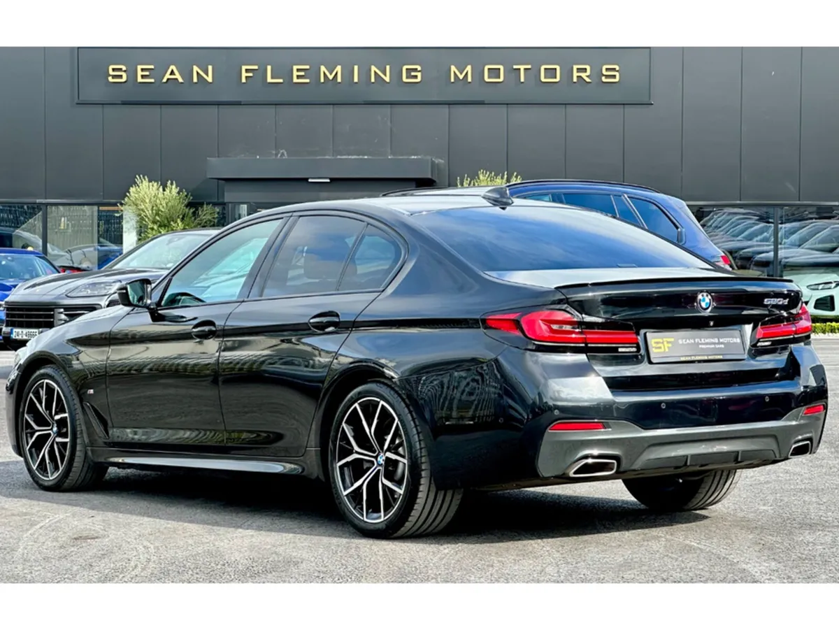 BMW 5-Series 520D M SPORT 5SMA 4DR AUTO - Image 4