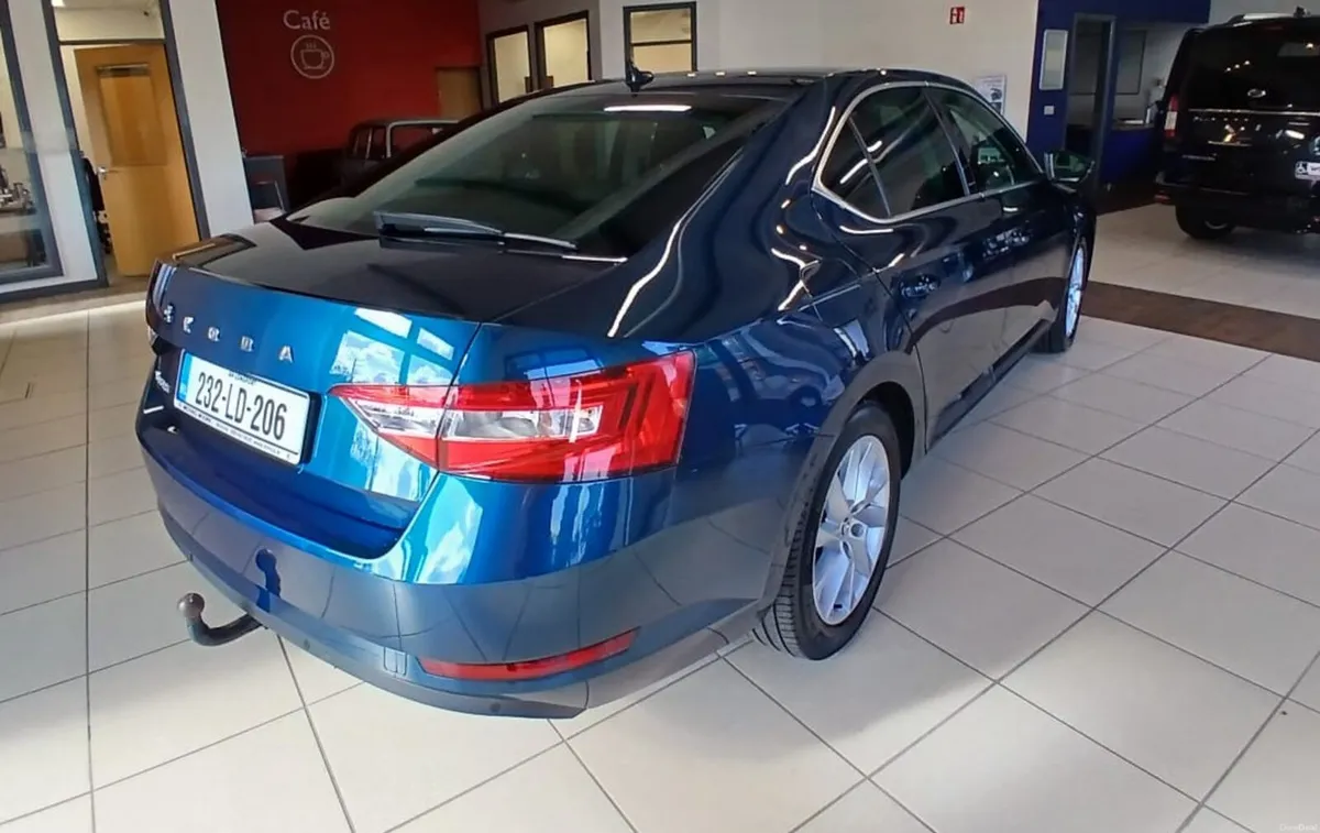 DEAL OF THE MONTH LOW MILAGE Skoda Superb 2023 - Image 6