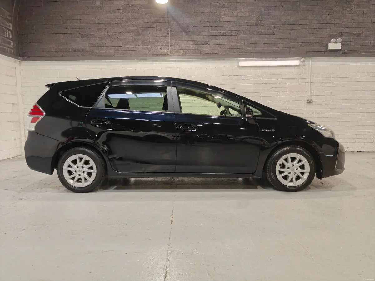 2015 TOYOTA PRIUS 7 SEATER HYBRID AUTOMATIC - Image 5