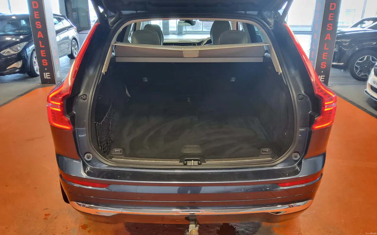 Volvo XC60 2022 - Image 4