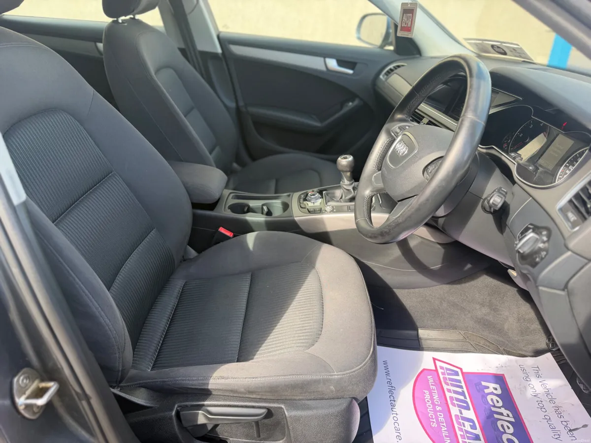Audi A4 152 Full Main dealer service history - Image 4