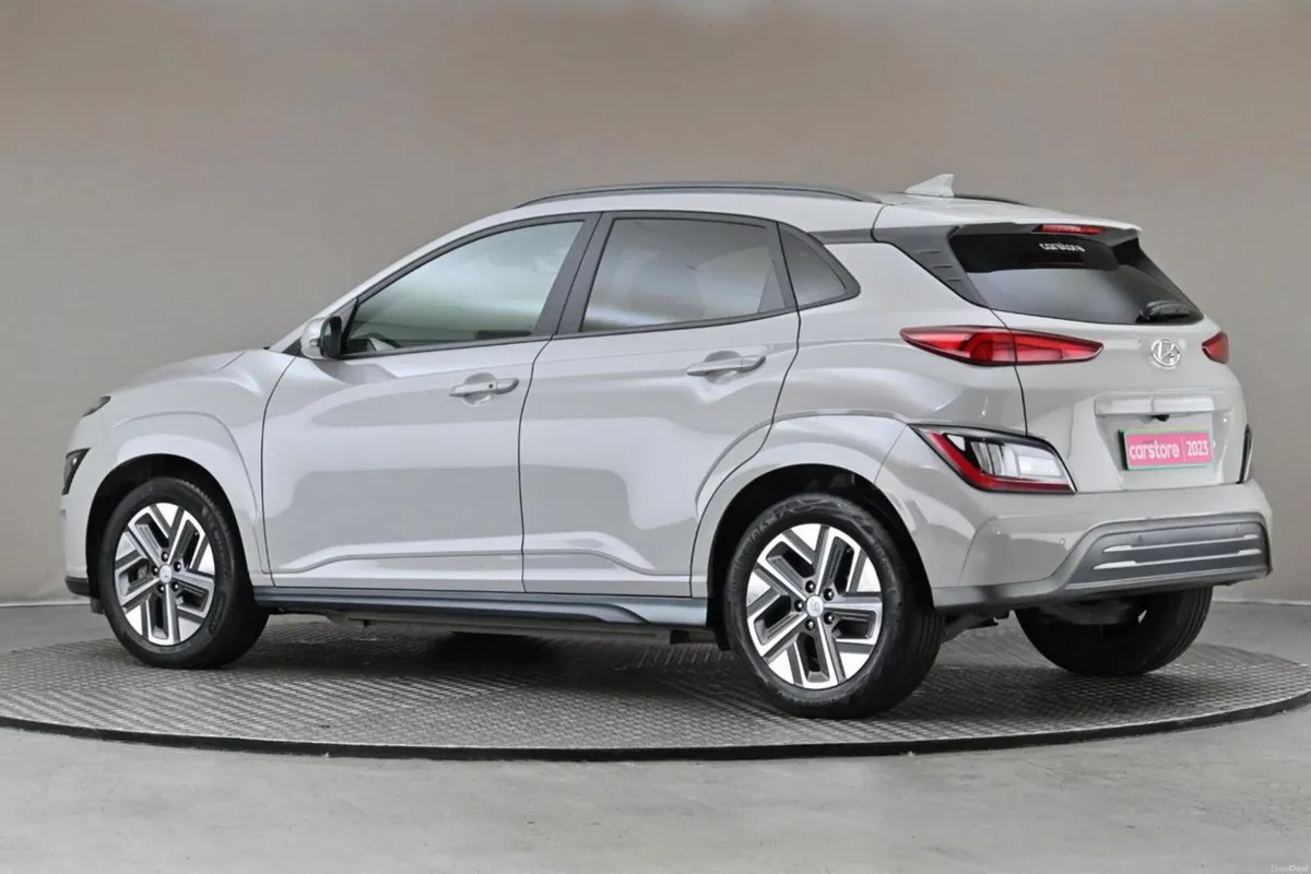 Hyundai KONA EV PREMIUM SE 64KWH - Image 6