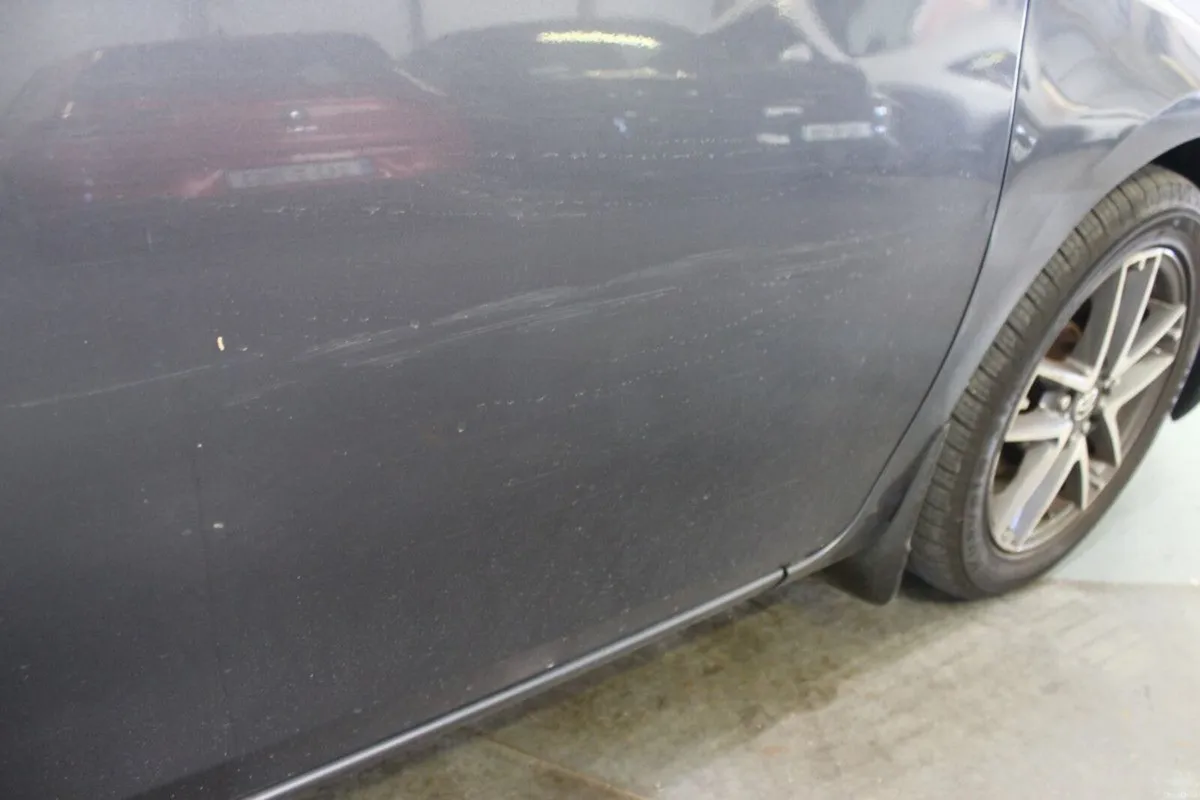 Toyota Auris 1.4D - TENDER 23 - Image 4