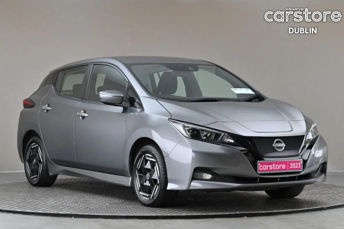 Nissan Leaf EV ACENTA 40KW 150BHP **REVERSE CAM**C - Image 1