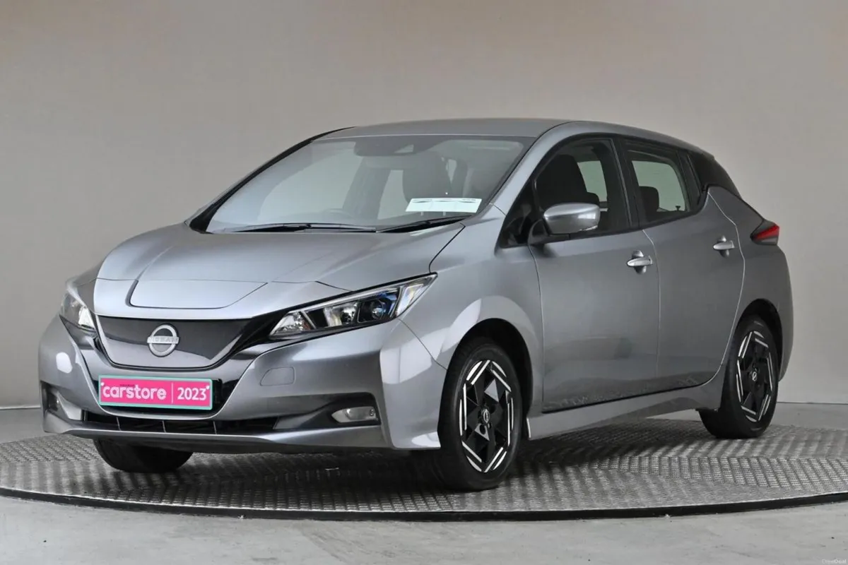 Nissan Leaf EV ACENTA 40KW 150BHP **REVERSE CAM**C - Image 3